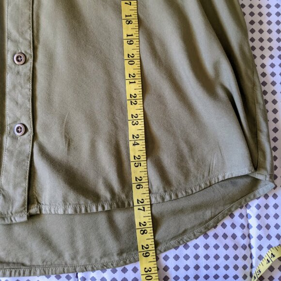 Ladies top - Picture 6 of 6